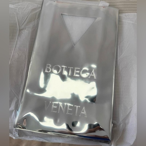 Bottega Veneta Silver Reflective Clutch - Picture 3 of 5